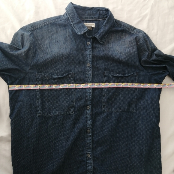 Anthropologie Pilcro Chambray Button Up Split Back Large - Picture 12 of 16